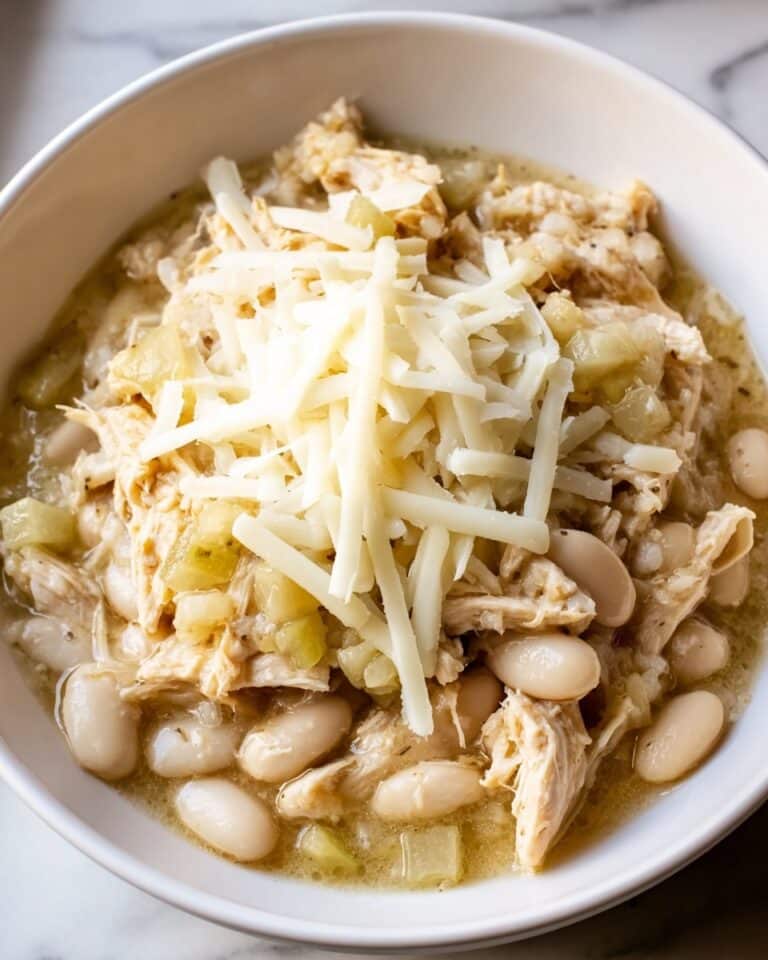 White Cheddar Apple Chicken Chili Recipe