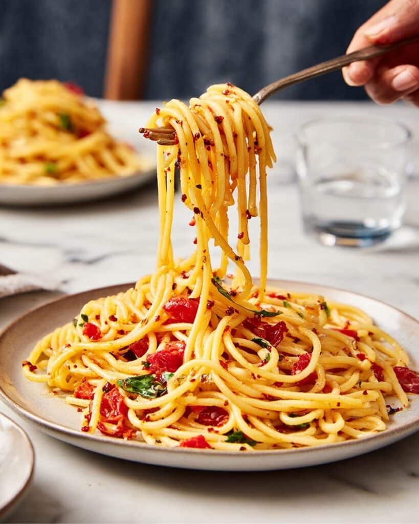 Red Pepper and Anchovy Spaghetti Recipe